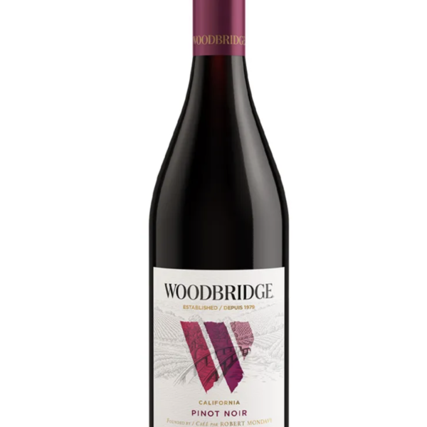 Vinho tinto Ribert mondavi Woodbridge Pinot noir, vinho americano